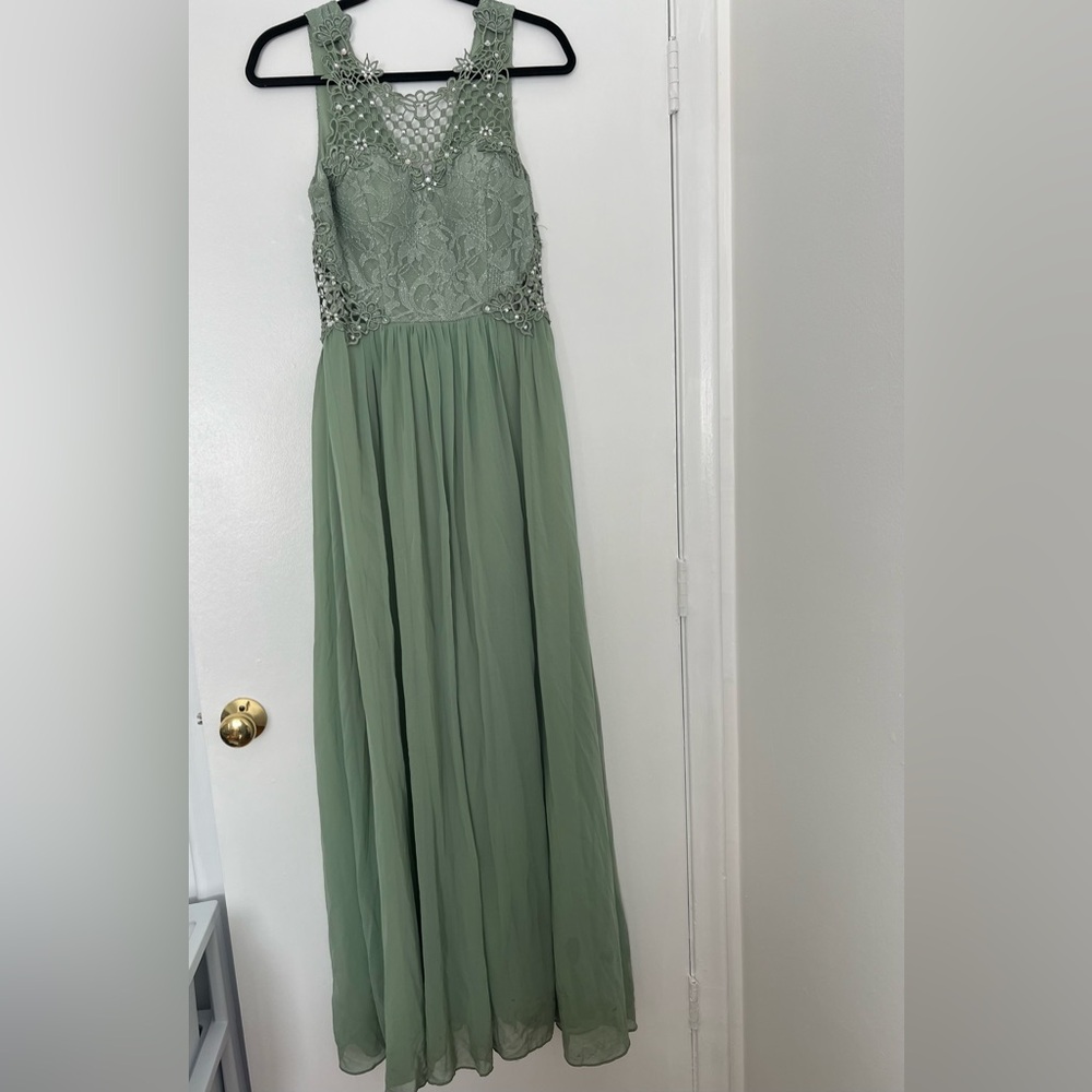 Long green dress - size 9